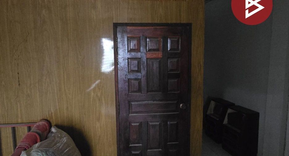 Gewerbefläche zum Kauf mit 3 Zimmer in Klaeng, Rayong