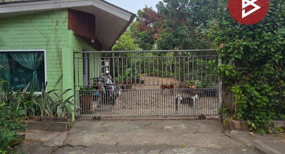 Gewerbefläche zum Kauf mit 3 Zimmer in Klaeng, Rayong