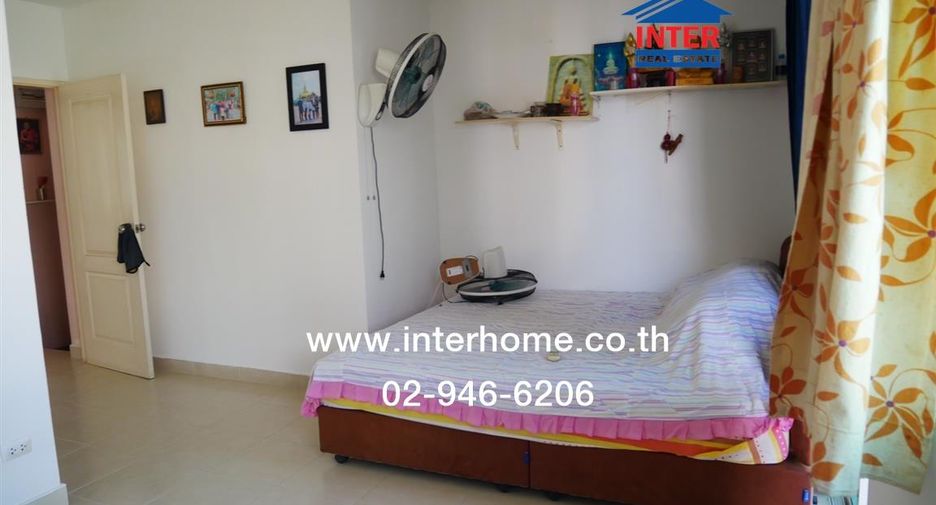 For sale 4 bedrooms townhouse in Prawet, Bangkok