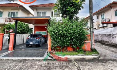Casa en venta de 3 habitaciones en Bang Khen, Bangkok