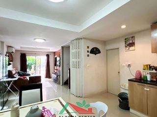 À vendre 3 chambres maison à Bang Khen, Bangkok