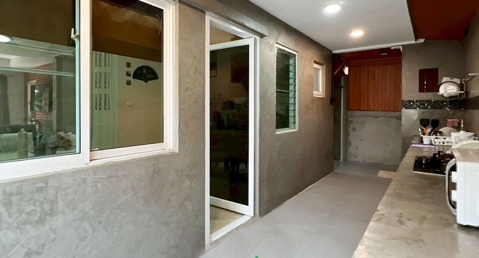 Casa en venta de 3 habitaciones en Bang Khen, Bangkok