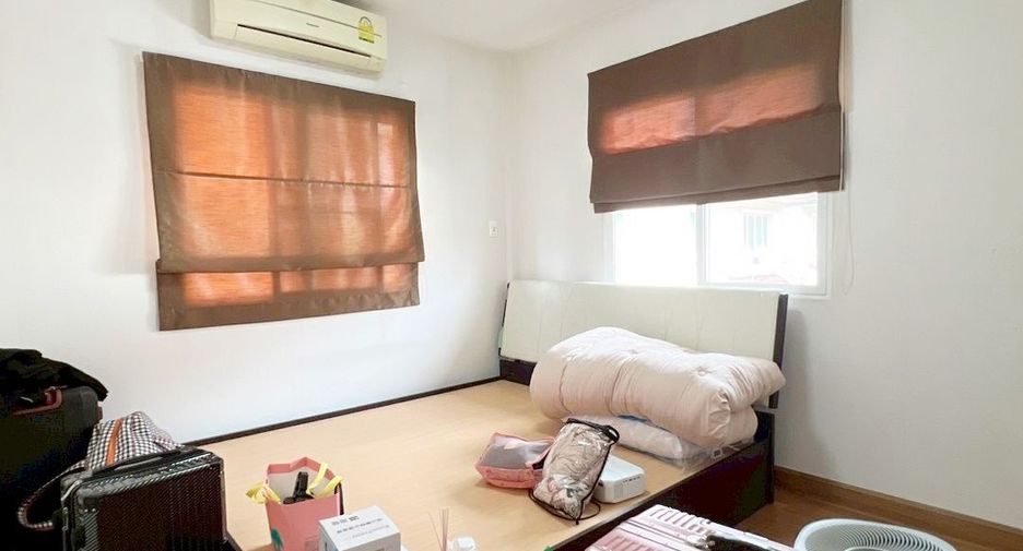 Casa en venta de 3 habitaciones en Bang Khen, Bangkok