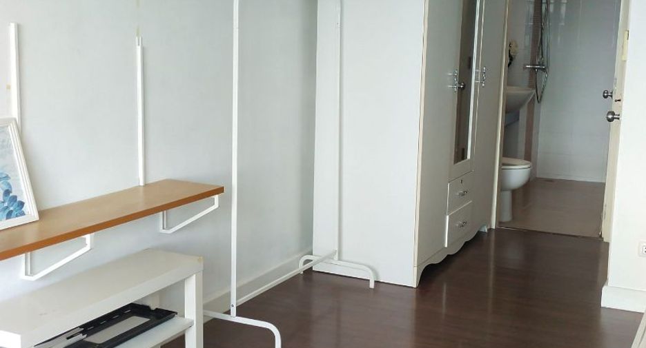For sale 3 ベッドルーム townhouse in Thung Khru, Bangkok