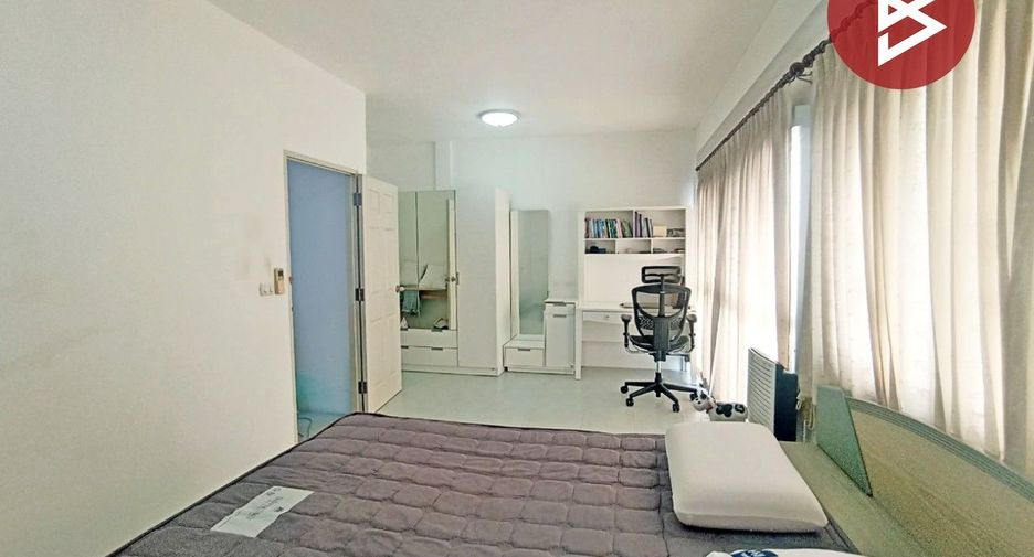 For sale 3 bedrooms townhouse in Bang Bo, Samut Prakan