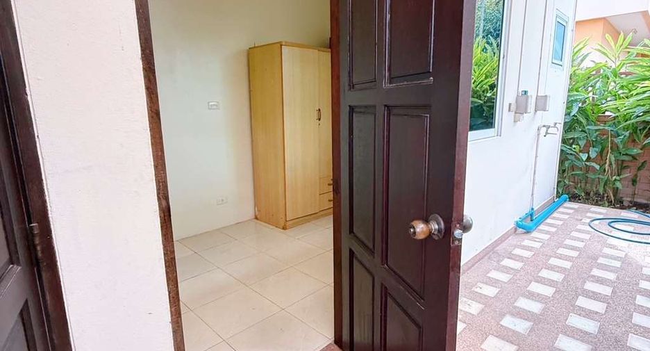 For rent 5 bedrooms house in Hang Dong, Chiang Mai