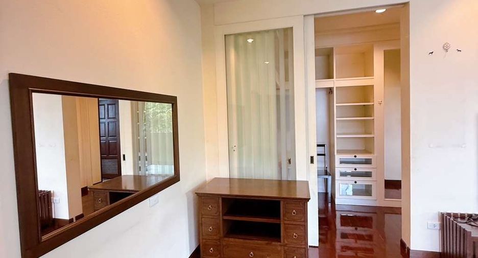 For rent 5 bedrooms house in Hang Dong, Chiang Mai