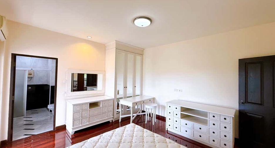 For rent 5 bedrooms house in Hang Dong, Chiang Mai