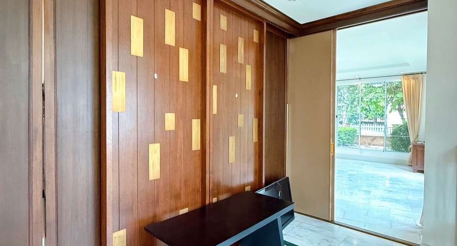 For rent 5 bedrooms house in Hang Dong, Chiang Mai