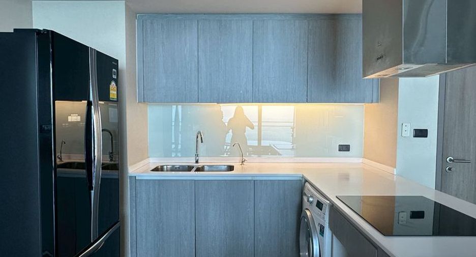 For sale 2 bedrooms condo in Si Racha, Chonburi