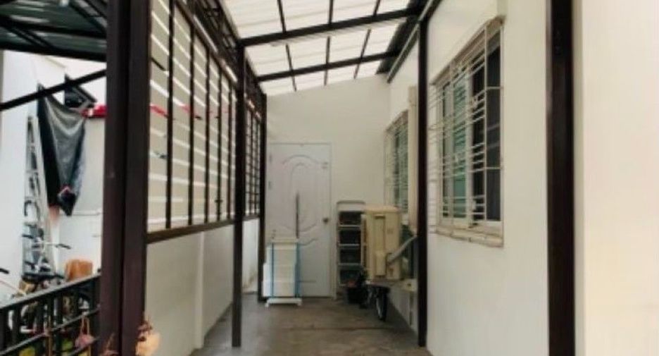 Casa en venta de 3 habitaciones en Phra Pradaeng, Samut Prakan