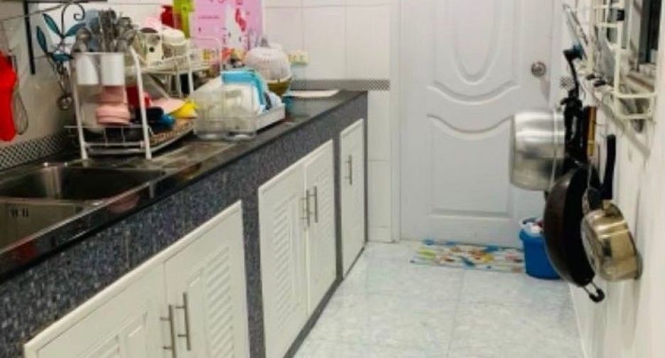 Casa en venta de 3 habitaciones en Phra Pradaeng, Samut Prakan