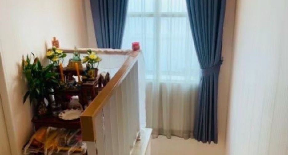 Casa en venta de 3 habitaciones en Phra Pradaeng, Samut Prakan