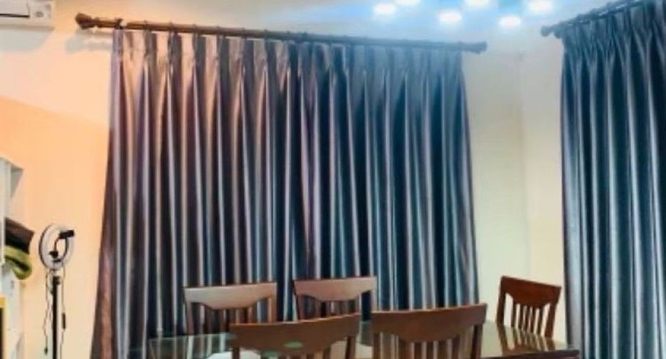 Casa en venta de 3 habitaciones en Phra Pradaeng, Samut Prakan