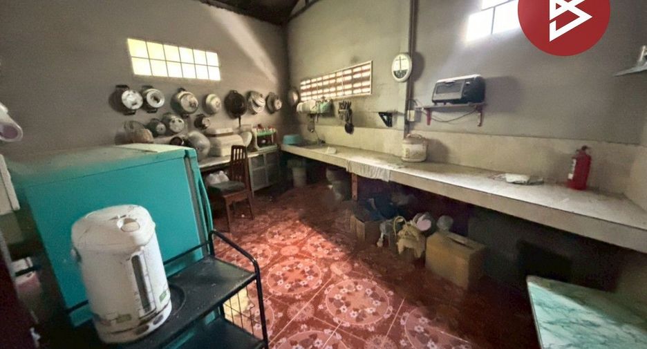 For sale 3 ベッドルーム house in Mueang Rayong, Rayong