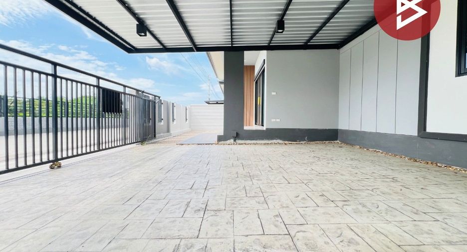 For sale 3 bedrooms house in Mueang Samut Songkhram, Samut Songkhram
