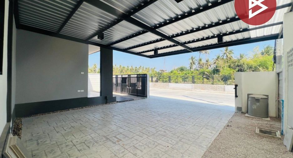 For sale 3 bedrooms house in Mueang Samut Songkhram, Samut Songkhram