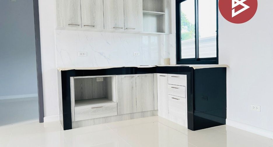 For sale 3 bedrooms house in Mueang Samut Songkhram, Samut Songkhram