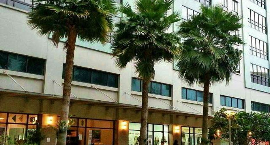 For sale 1 bed condo in Thon Buri, Bangkok