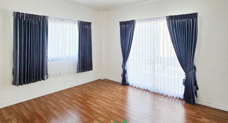 Haus zum Kauf mit 3 Zimmer in Thanyaburi, Pathum Thani