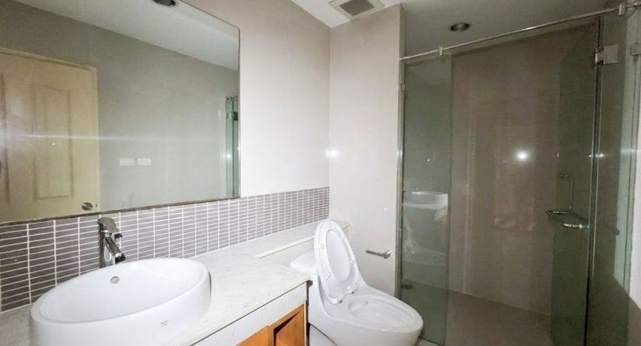 For rent and for sale 2 bedrooms condo in Watthana, Bangkok