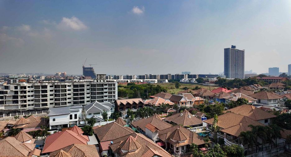 À louer et à vendre 1 chambre condo à Bang Lamung, Chonburi