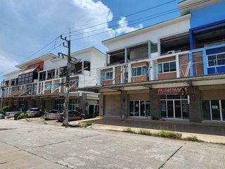 À vendre 1 chambre local commercial à Ban Khai, Rayong