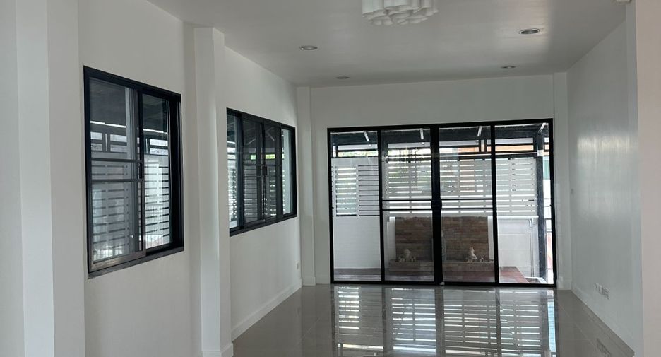 Casa en venta de 2 habitaciones en Thanyaburi, Pathum Thani