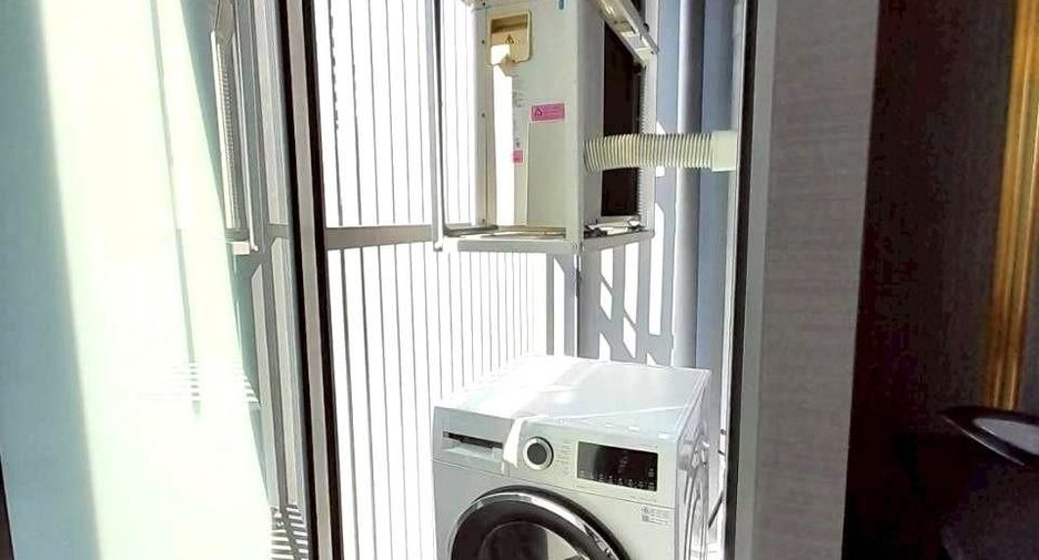 À vendre 1 chambre condo à Khlong Toei, Bangkok