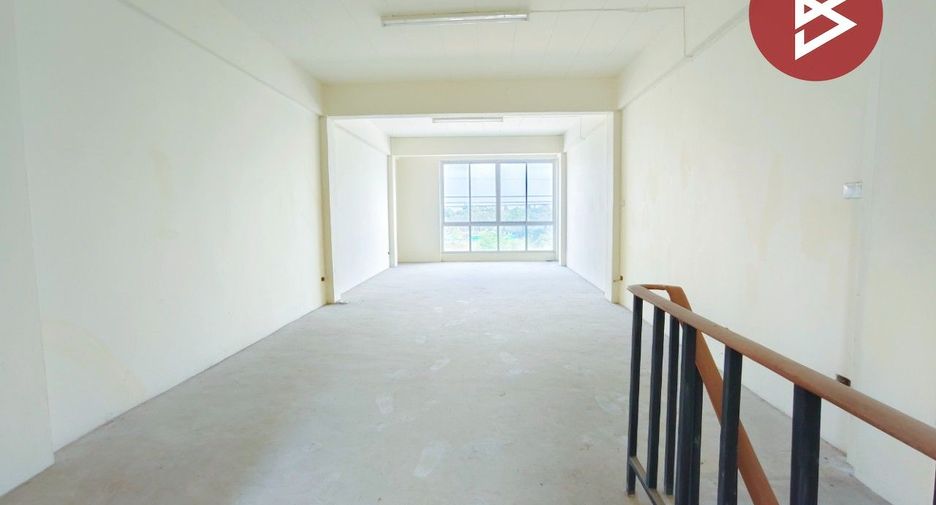 Local comercial en venta en Sai Noi, Nonthaburi