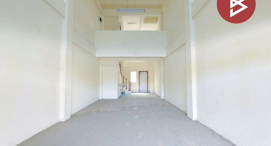 Local comercial en venta en Sai Noi, Nonthaburi