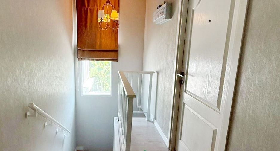 For sale 3 ベッドルーム house in Min Buri, Bangkok