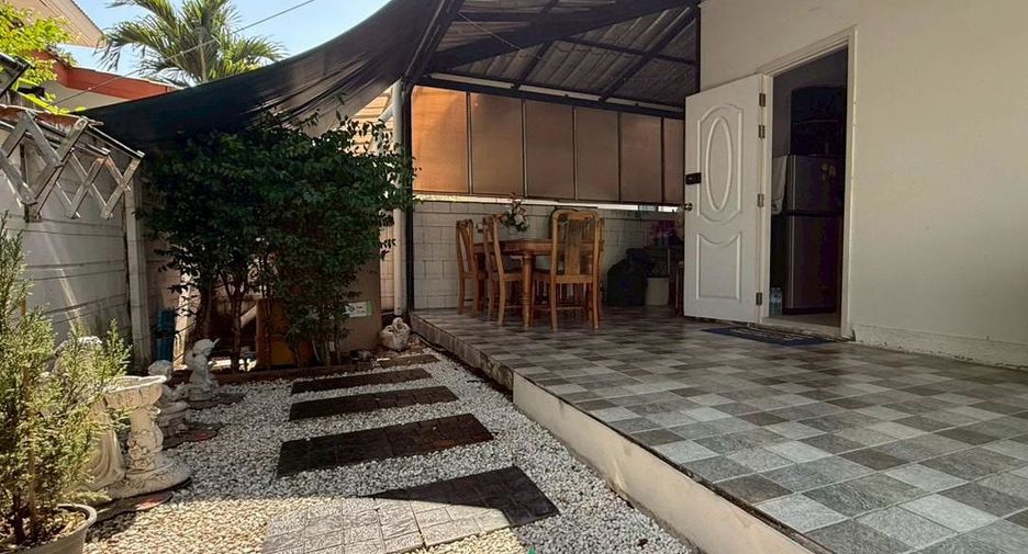 For sale 3 ベッドルーム house in Min Buri, Bangkok