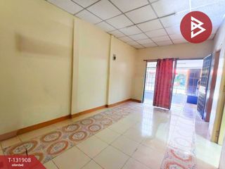 Casa adosada en venta de 2 habitaciones en Krathum Baen, Samut Sakhon