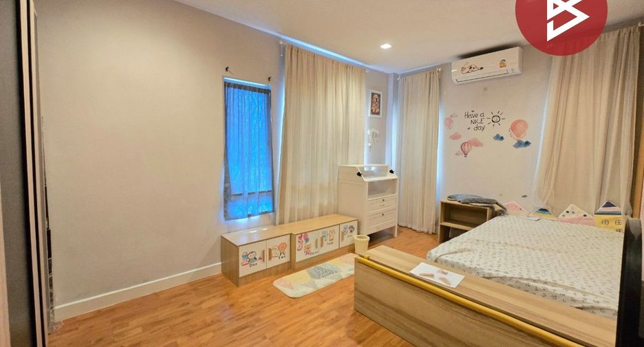 For sale 4 bedrooms house in Pak Kret, Nonthaburi