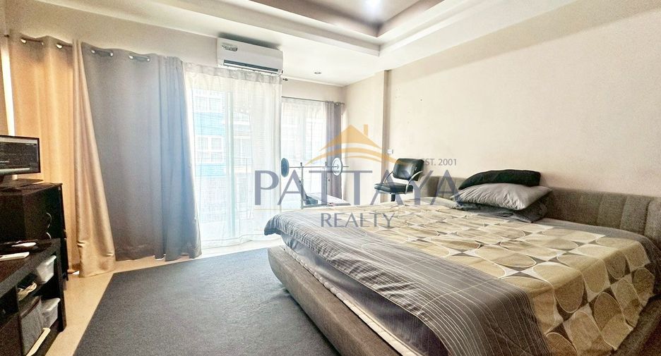 For sale 2 bedrooms townhouse in Bang Lamung, Chonburi