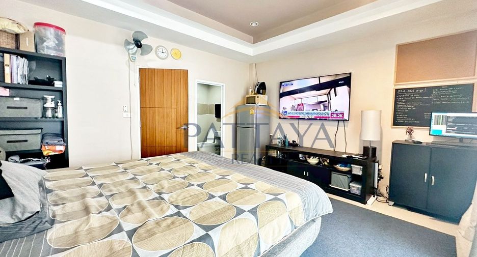 For sale 2 bedrooms townhouse in Bang Lamung, Chonburi