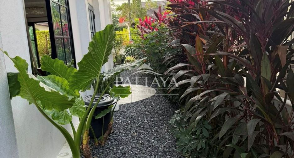 For rent 2 bedrooms house in Bang Lamung, Chonburi