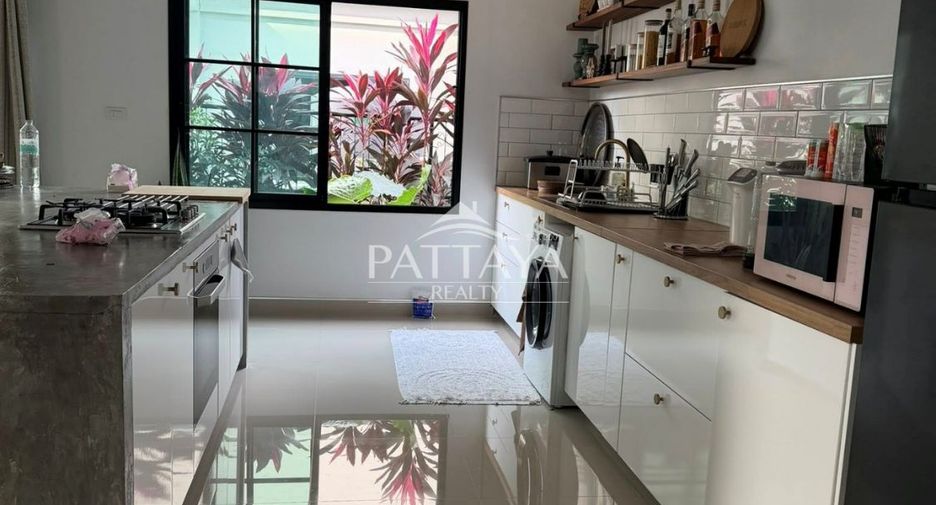 For rent 2 bedrooms house in Bang Lamung, Chonburi