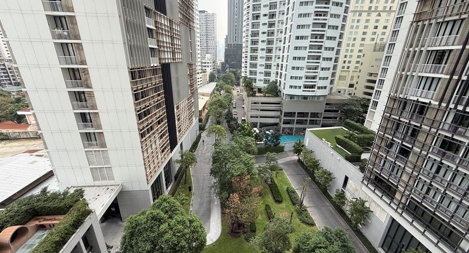 For rent 1 bed condo in Khlong Toei, Bangkok