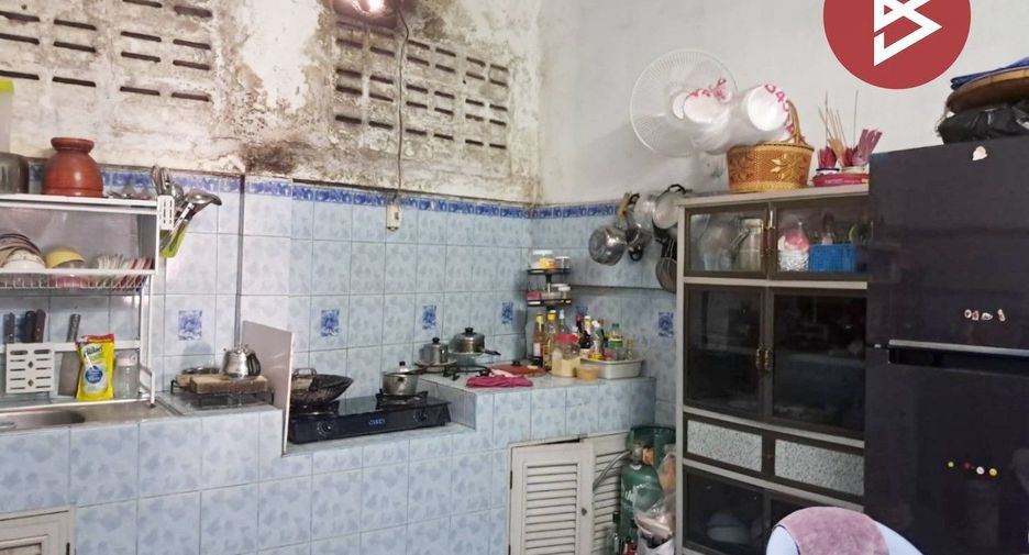 Gewerbefläche zum Kauf mit 2 Zimmer in Mueang Chon Buri, Chonburi