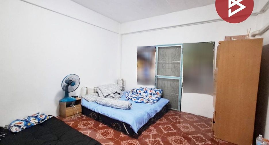 Gewerbefläche zum Kauf mit 2 Zimmer in Mueang Chon Buri, Chonburi