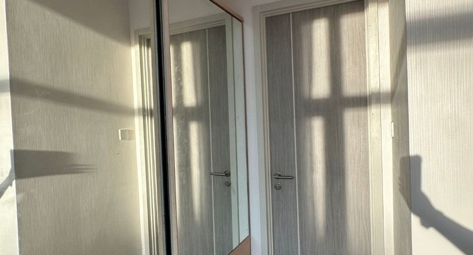 For rent 1 bed condo in Bang Rak, Bangkok