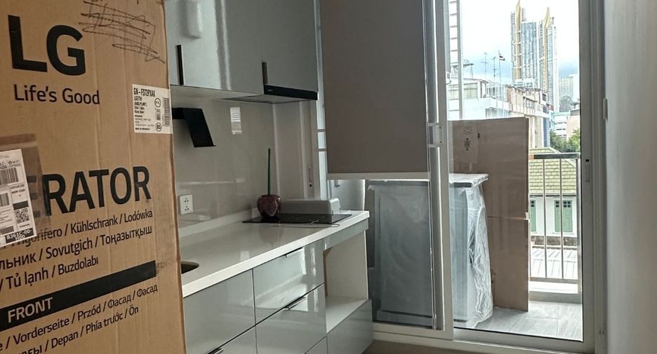For rent 1 bed condo in Bang Rak, Bangkok