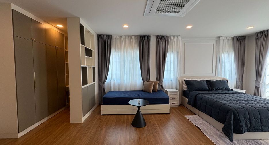 For rent 4 bedrooms house in Bang Phli, Samut Prakan