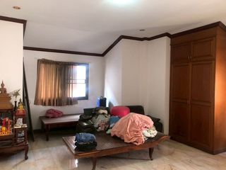 For sale 3 bedrooms house in Bang Sue, Bangkok