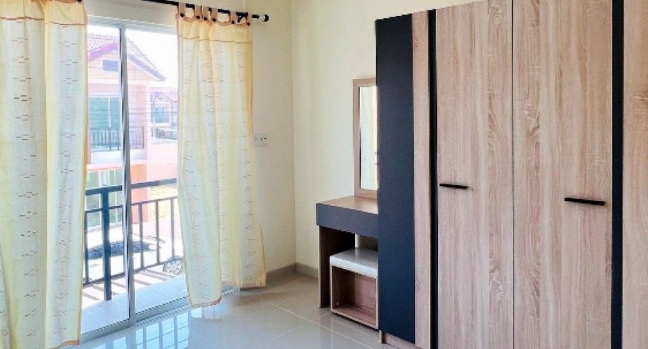 Reihenhaus zum Kauf mit 3 Zimmer in Thung Khru, Bangkok