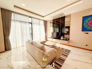 Casa adosada en venta de 3 habitaciones en Bang Lamung, Chonburi