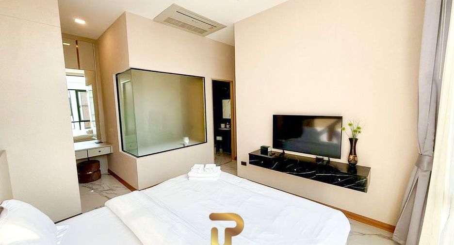 Casa adosada en venta de 3 habitaciones en Bang Lamung, Chonburi