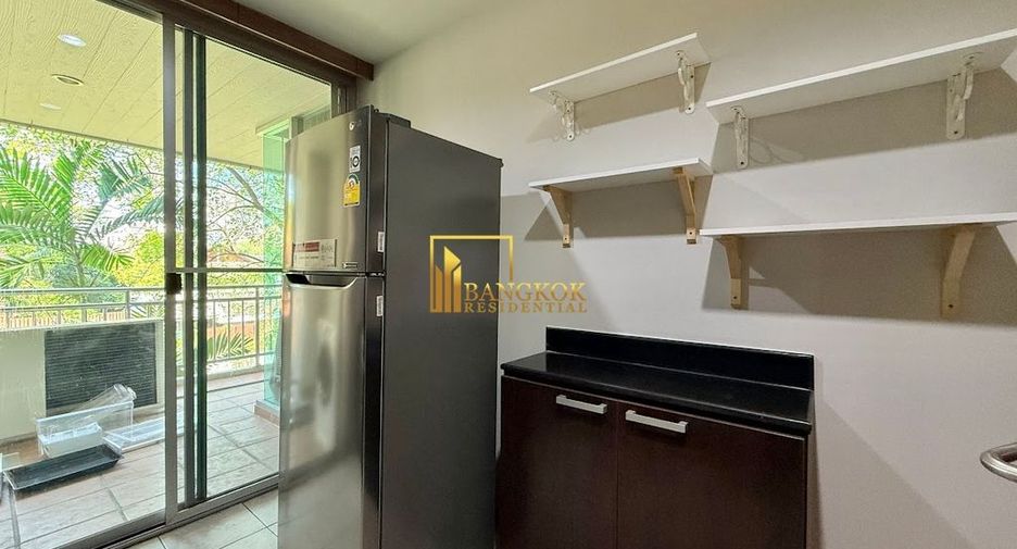 For rent 2 bedrooms apartment in Sathon, Bangkok
